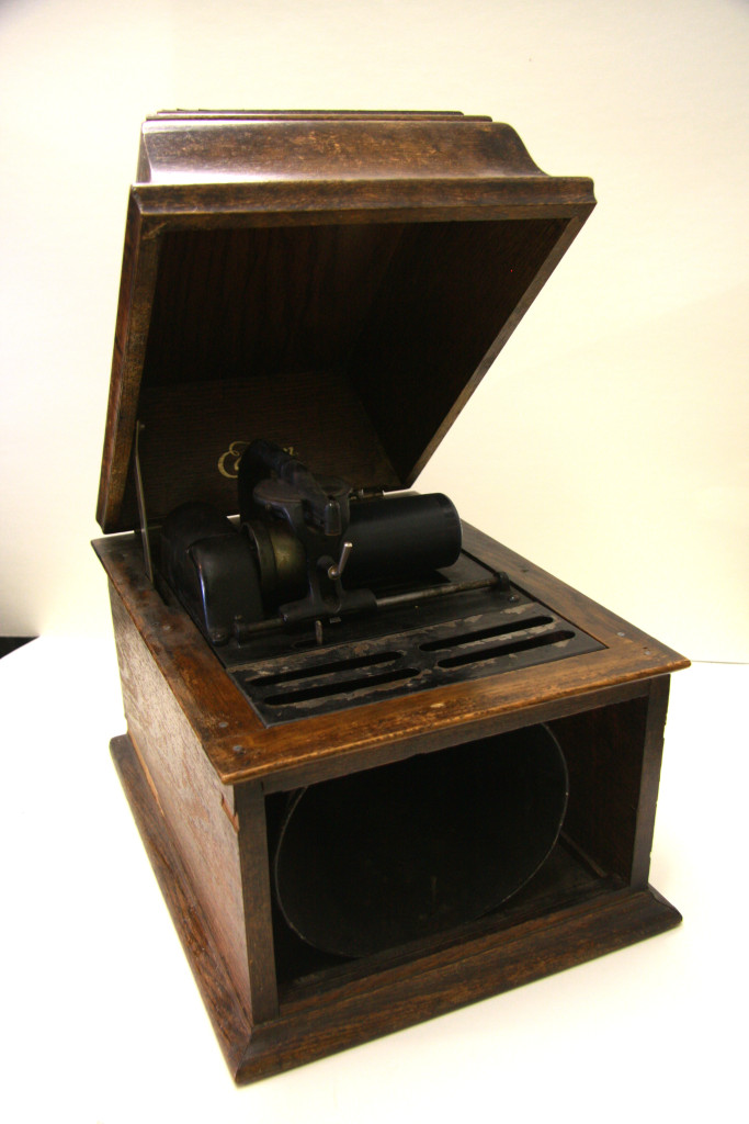 44 - phonograph with white