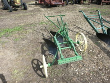 66 - John Deere Breaking plough